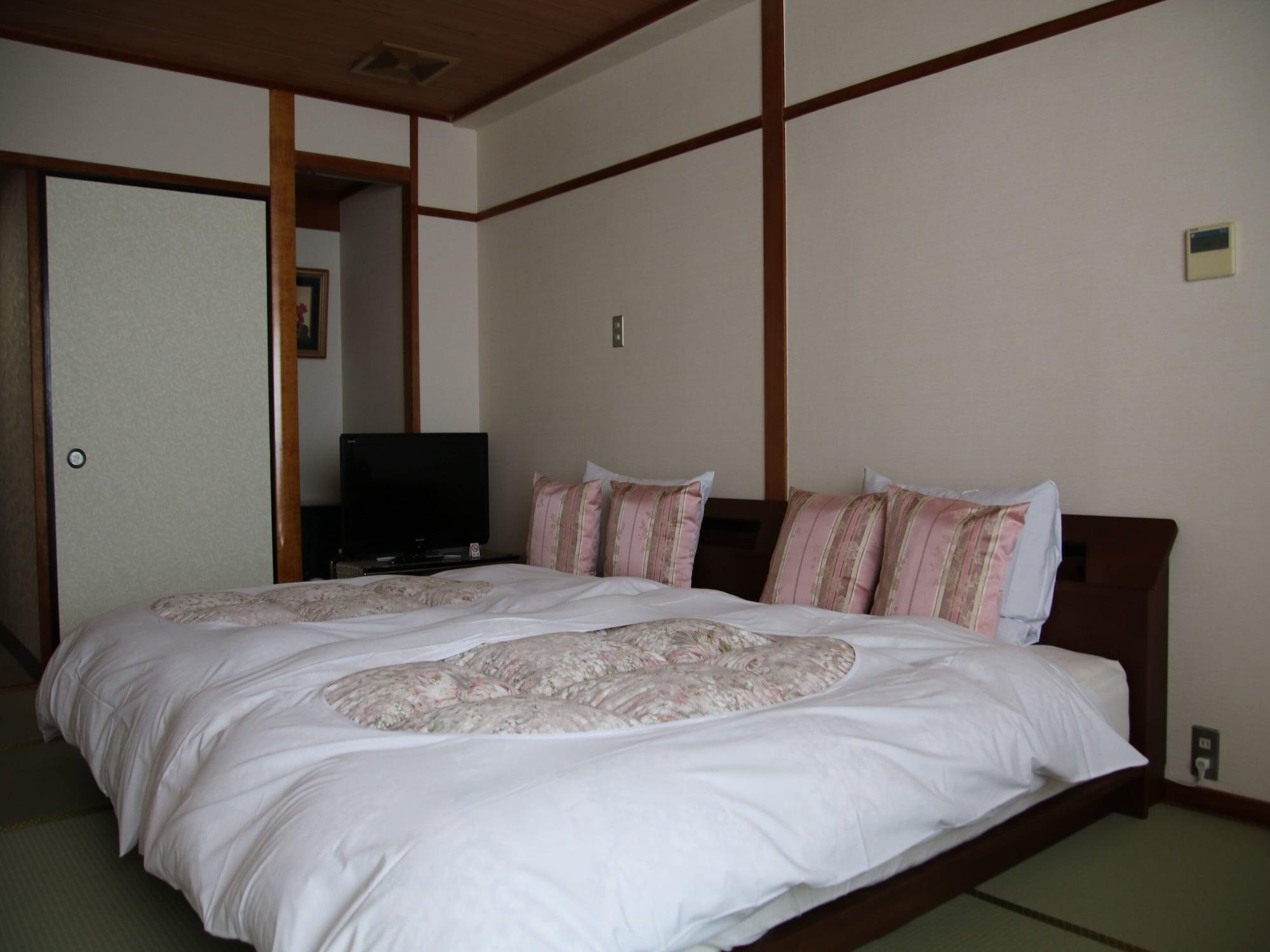 Miyajima Hotel New Kotobuki Hatsukaichi Eksteriør billede