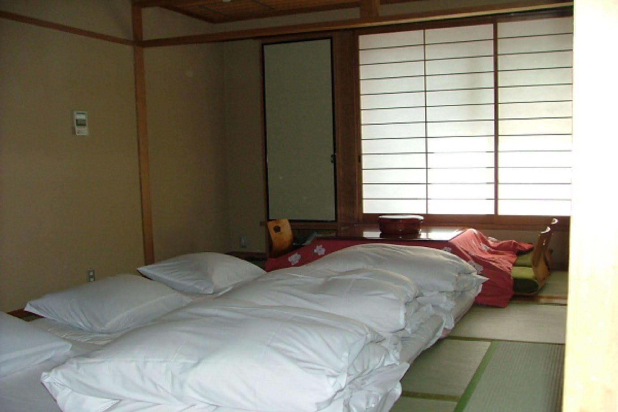 Miyajima Hotel New Kotobuki Hatsukaichi Eksteriør billede
